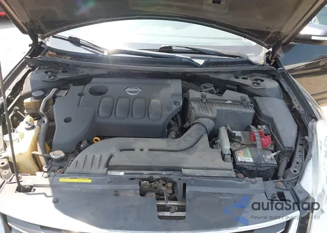 2010 Nissan Altima 2.5 S z USA, uszkodzony, nr VIN 1N4AL2AP2AC137899